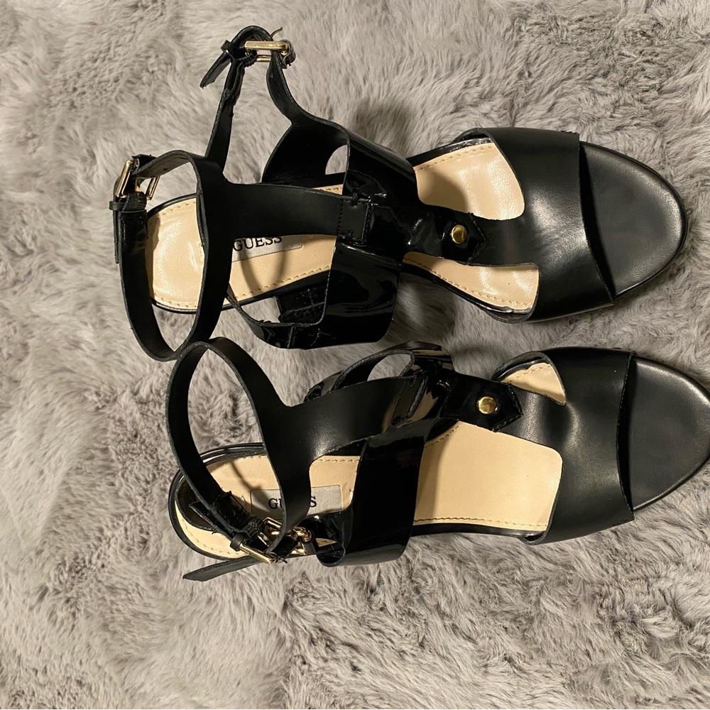 GUESS SANDAL - Picture 3 of 3